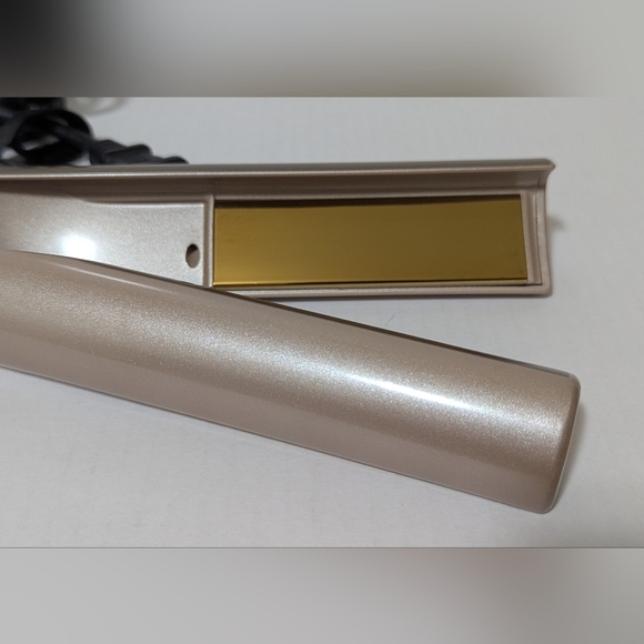 TYME | Iron Pro 2 in 1 Curling Iron & Straightener 1 Inch Titanium Plates - Rose - Picture 9 of 14